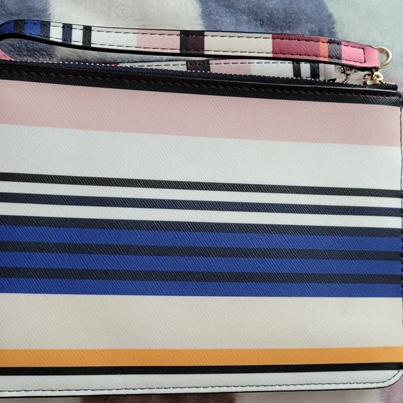Kate Spade Bold Striped Wristlet Bag with Gold Zipper NWOT - Picture 2 of 4